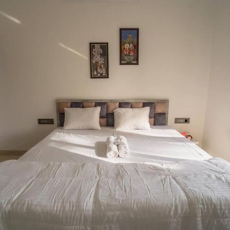 Almond Villa Find Your Paradise Alibag Exterior foto
